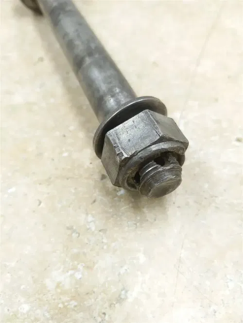 Yamaha 225 TT TT225 Rear Wheel axle 1986 1987 PA AP-153
