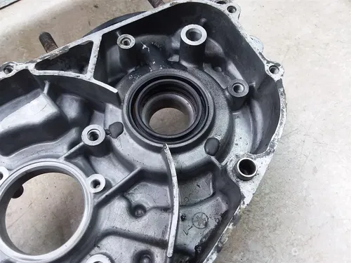 Yamaha 400 IT IT400 Engine Good Right Crankcase 1977 1978 1W6 PA AP-325