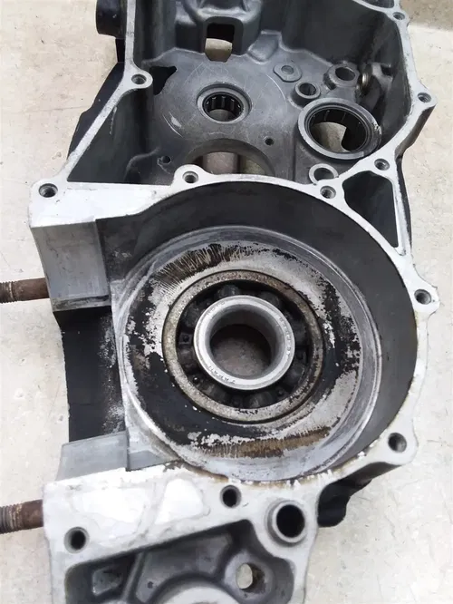 Yamaha 400 IT IT400 Engine Good Right Crankcase 1977 1978 1W6 PA AP-325