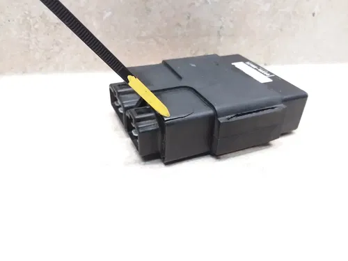 1995 Suzuki GSXR 1100 CDI Ignitor Module Box GSXR1100-W PA AP-304