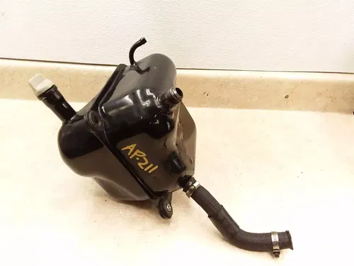 Yamaha 850 TDM TDM850 Oil Tank 1992 AP-211