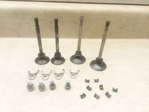 Honda 1971 CL450 K4 Scrambler Engine Intake Exhaust Valve Cotter Set PA AP-261