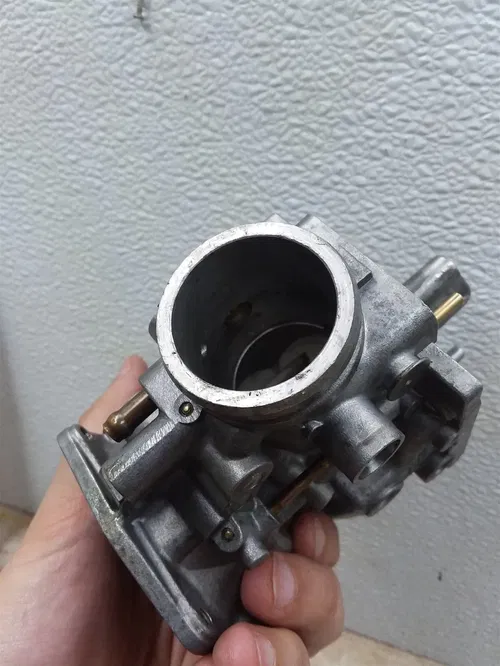 Suzuki GS650-G-E Carburetor Left Outside Body 1981-1983 # SA AP-416