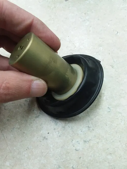 Yamaha XJ650 Maxim XJ750 Carburetor Slide Diaphragm #8 1980-1983 UO AP-353