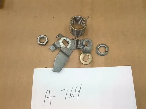 Yamaha XS400-R XJ400 MAXIM Carburetor Cable Bracket & Spring Lot 1982 1983 A-764
