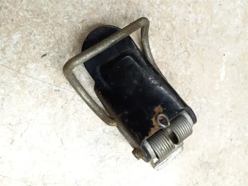 Yamaha LS2 100 Twin Seat Latch 1972 PA AP-152