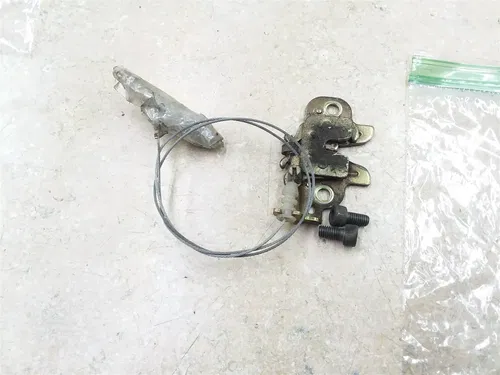 Suzuki AN400 Burgman Seat Latch Unit Cable 2003 2004 2005 2006 UO AP-400