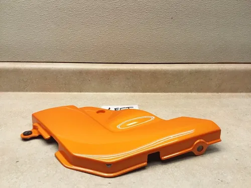 1995 Suzuki GSXR 1100 Left Side Cover GSXR1100-W PA AP-304