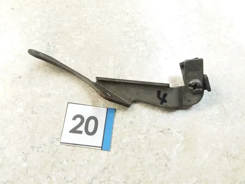 Yamaha XJ650 MAXIM XJ750 Carburetor End Mount Bracket #20 1980-1983 UO AP-397