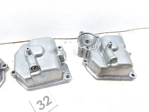 Honda CB650-Custom Carburetor Float Bowl Set 1981 1982 #32 UO AP-423