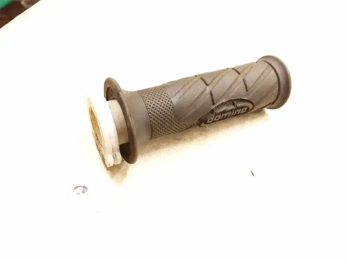 Yamaha 850 TDM TDM850 Throttle Tube 1992 AP-211