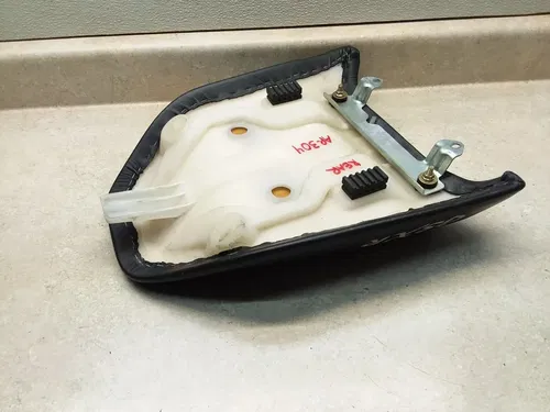 1995 Suzuki GSXR 1100 Rear Seat Assembly GSXR1100-W PA AP-304