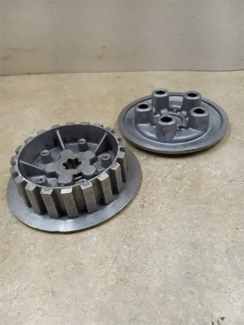 Yamaha LS2 100 Twin Engine Clutch Hub Boss Pressure Plate 1972 PA AP-152