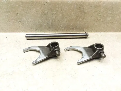 1981 Kawasaki CSR KZ650-H Engine Gearshift Left & Right Forks PA AP-295