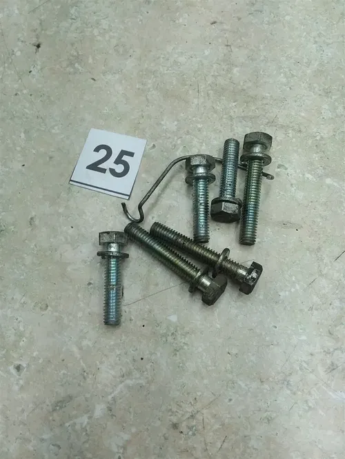 Suzuki 380 GT GT380 1972 Carburetor Misc Case Bolts #25 1972 UO AP-356