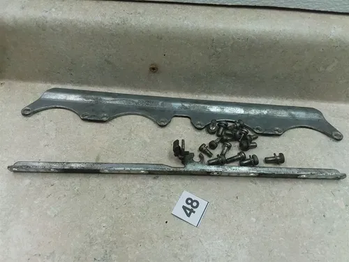 Honda CB750-K Custom Carb Mount Brackets & Screws #48 1979 1980-1981 UO AP-354