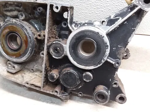 Yamaha 250 DT1-F Engine Left Crankcase 1972 1973 PA AP-255
