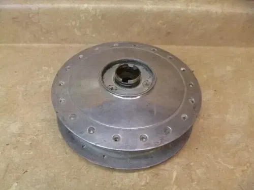 Honda 150 Dream CA CA95 Vintage Front Wheel Hub #2 1964 AP-14