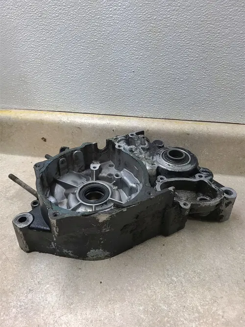 Yamaha 125 MX MX125-B Engine Left Crankcase 1975 JAP AP-115