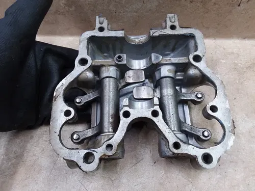 Honda XL350 Engine Good Cylinder Head Rockers Arms 1974 1975 PA AP-427