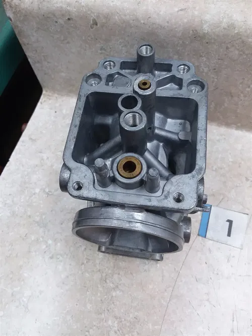Honda CB750-SC Nighthawk CB750SC Carb LEFT Outer Body 1991-2003 #1 SA AP-384