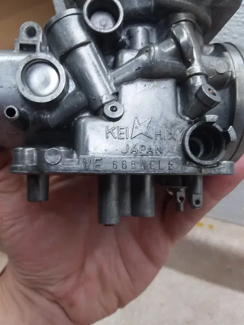 Honda CB750-SC Nighthawk CB750SC Carb LEFT Outer Body 1991-2003 #1 SA AP-384
