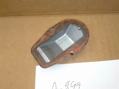 Yamaha 500 XT XT500-D "1T2" Engine Carburetor Top Cover 1977 A-899