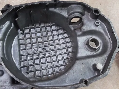 Yamaha 400 RD RD400 Engine Clutch Cover 1970s AP-235 #9