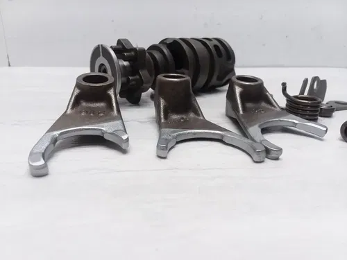 KAWASAKI 2000 SUPER SHERPA KL-250 ENGINE SHIFT DRUM FORK LOT PA AP-208