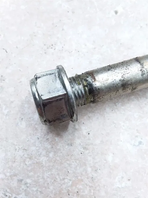 Honda 250 CBR CBR250-R Swingarm Bolt 2011 2012 2013 AP-229