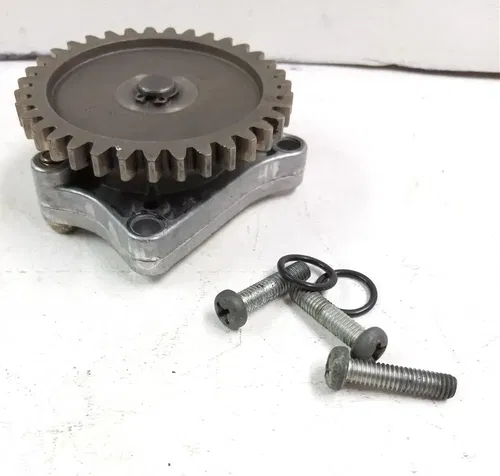 Suzuki GS550-E Engine Oil Pump 1977 1978 1979 AP-87