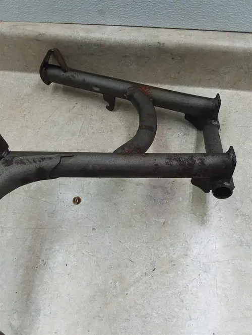 Honda V45 MAGNA VF750 Main Center Stand 1982 1983 PA AP-352