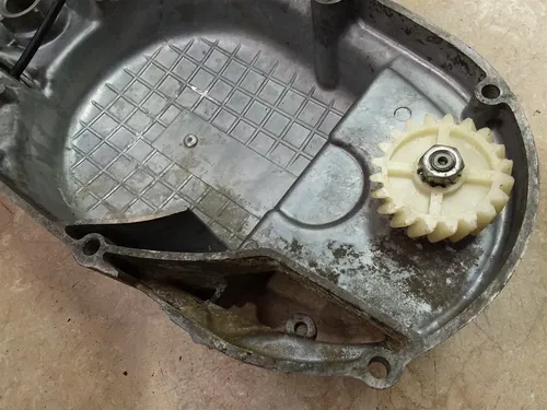 Yamaha RT2 RT3 DT3 DT2 1972 1973 Engine Clutch Cover AP-
