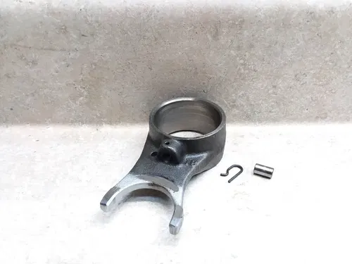 VTG 1976 Honda CB360-T Engine Gearshift Center Fork A PA AP-303