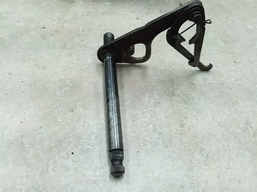 Kawasaki KZ1000 POLICE Engine Shift Shaft Has Splines Wear AP-219