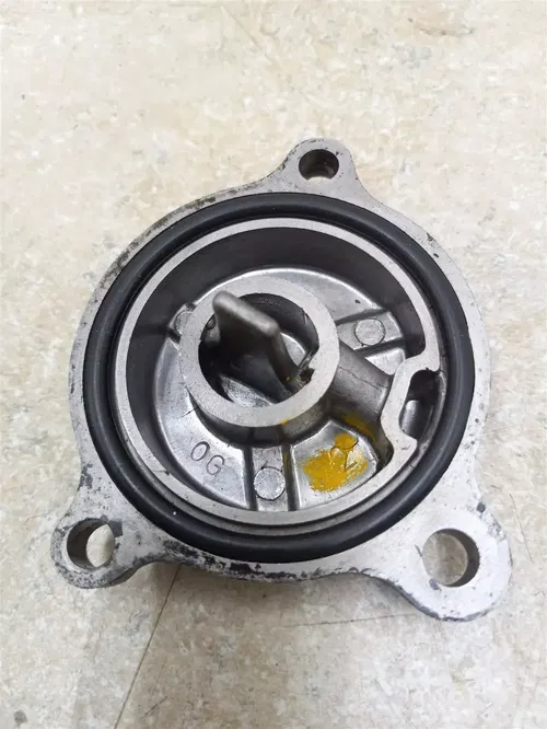 Yamaha 225 TT TT225 Engine Cracked Oil Filter Cover 1986 1987 PA AP-153