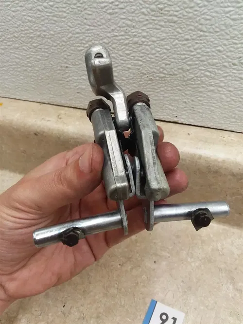 Honda CB550-F K Carburetor Throttle Shaft Linkage Set 087A 1976 #91 UO AP-392