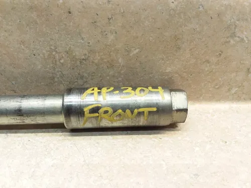 1995 Suzuki GSXR 1100 Front Wheel Axle GSXR1100-W PA AP-304