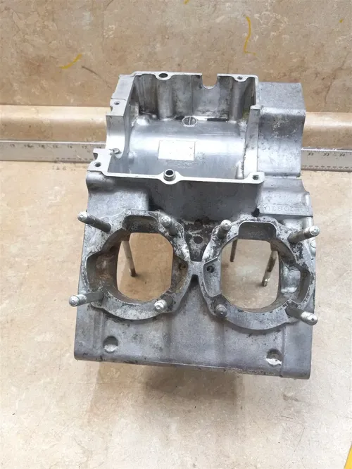 Kawasaki 250 A1 A1-SS A1SS Engine Good TOP Crankcase 1968 1969 PA AP-156