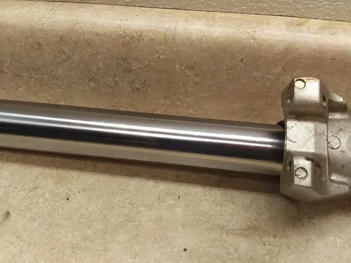 Honda V45 MAGNA VF750 Right Fork Leg 1982 1983 PA AP-352