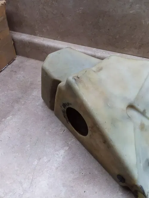 Husqvarna Husky 400 WR  WR400 Air Box Housing  1984  RP-1