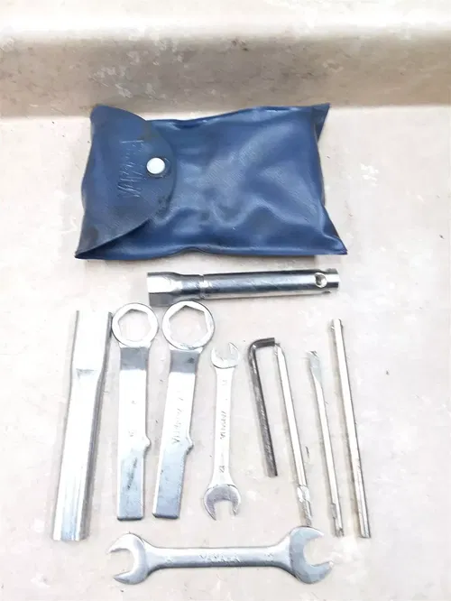 Yamaha 1100 XJ1100 MAXIM OEM Tools & Pouch Bag 1982 PA AP-279