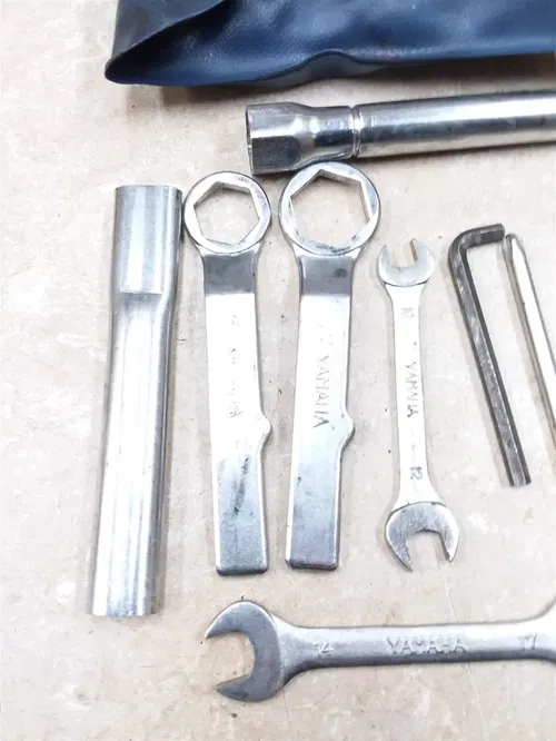 Yamaha 1100 XJ1100 MAXIM OEM Tools & Pouch Bag 1982 PA AP-279