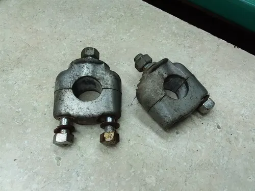 Kawasaki 90 MC1 Handlebar Clamp Bar Holders 1974 1975 PA AP-431