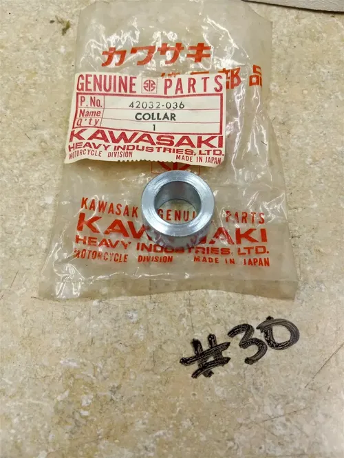 Kawasaki KT250 F6 F7  Axle Collar 42032-036 #30