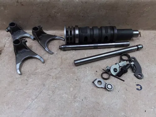 Kawasaki 1000 KZ1000 P Engine Shift Drum Forks 1998 1999 PA AP-205
