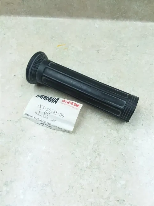 Yamaha NOS YT125 1980 1981 Left Bar Grip 3X3-26241-00 AP-343#8 PA AP-