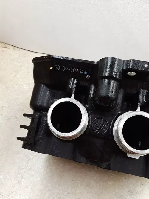 Kawasaki 300 EX300-R NINJA Engine Nice Low Miles Cylinder Head 2017 AP-216