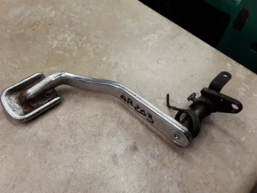 Yamaha 1100 VSTAR CUSTOM  Brake Pedal 2003 2004 PA AP-203