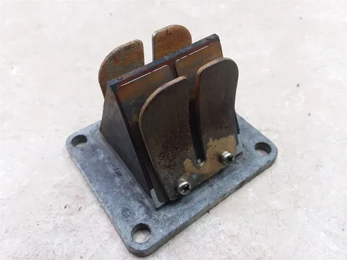 Yamaha 125 MX125 Engine Reed Valve Cage 1974 1975 AP-200